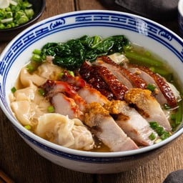 เกี๊ยวหน้าสามสหายพิเศษ