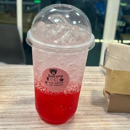 สตอเบอรี่โซดา