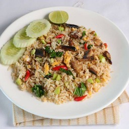 ข้าวผัดปลาทู