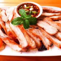 คอหมูย่าง