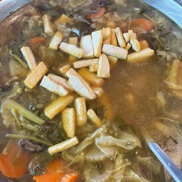 จับฉ่ายหมูสามชั้น