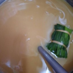 น้ำกะทิเคี่ยวน้ำตาลมะพร้าว (เลือกเครื่องเอง4อย่าง)