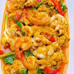 ทะเลผัดผงกะหรี่