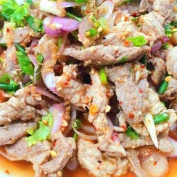 น้ำตกหมูชิ้น