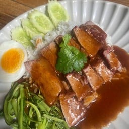 ข้าวหมูแดง