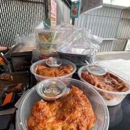 แสนสุขสเต็ก สาขาตลาดบิ้กฟู๊ด Bigfood