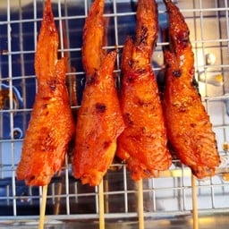 ลาลาไก่ย่างอิสลาม ตลาดเจเจกาญจนบุรี