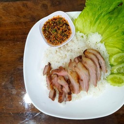 ข้าวคอหมูย่างพร้อมแจ่วแซ่บ