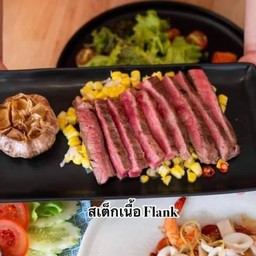 Flank steak ซัลซ่า ข้าวโพด