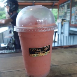 สตอเบอรี่ กล้วย  สมูทตี้