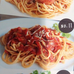 สปาเก็ตตี้เบคอนกรอบ(Spaghetti  Crispy  Bacon)