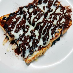 ขนมปังแผ่นปิ้ง เนยสดนม ภูเขาไฟช็อกโก้ (ชุด2แผ่น)