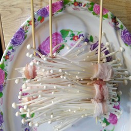 เห็ดเข็มทองพันสามชั้น