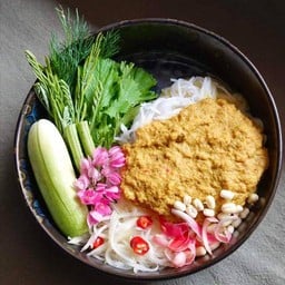 สุขใจ วัตถุดิบทำอาหารจากชุมชน