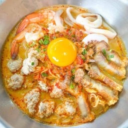 มาม่าต้มยำทะเลน้ำข้น