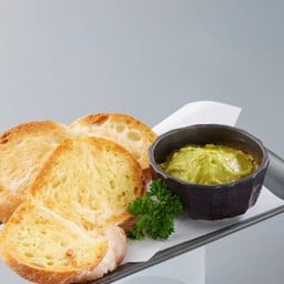 ขนมปัง (อโวคาโด้)
