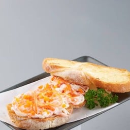 ขนมปัง (ปูอัดสลัด)