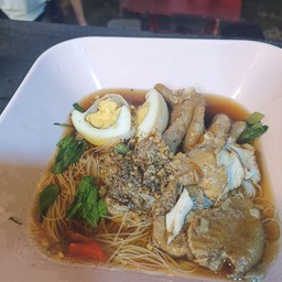 ก๋วยจั๊บเนื้อ เส้นหมี่