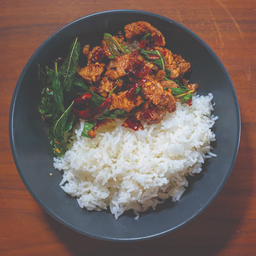 กะเพราหมูนุ่ม