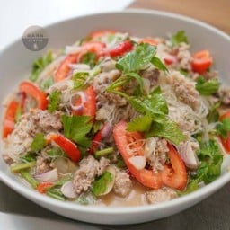 ยำวุ้นเส้นหมูสับ