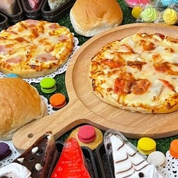 พิซซ่าคาเฟ่ Pizza Cafe Lotus รวมโชค