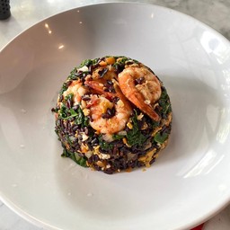 ข้าวผัดกุ้งไรซ์เบอรี่เคล (Riceberry Fried Rice Prawn )