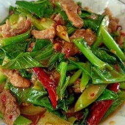 คะน้า(กับข้าว)