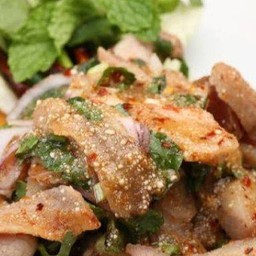 น้ำตกหมู