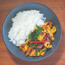 กะเพราหมูยอ