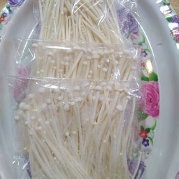 เห็ดเข็มทอง