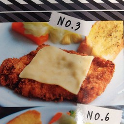 สเต็กหมูสันนอกชีสทอด(Pork Sirloin  Deep-fried  Cheese Steak)