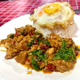 ข้าวกะเพราไก่