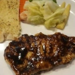 สเต็กหมูสันนอกบาร์บีคิวซอส (Pork Sirloin BBQ Steak)