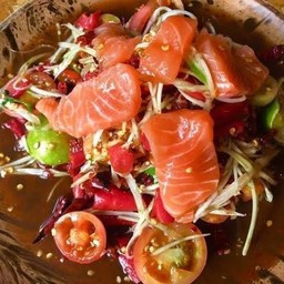 ตำแซลมอน