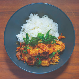 กะเพรากุ้งทอดกรอบ