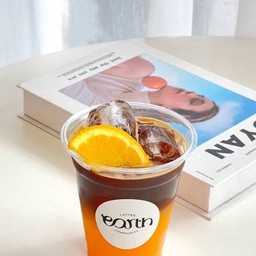 กาแฟน้ำส้มคั้นสด (Fresh Orange Americano)