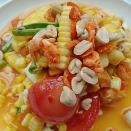 ตำข้าวโพดไข่เค็ม