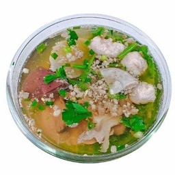 ต้มเลือดหมู ( ไม่เครื่องใน  ไม่เลือด )