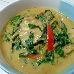 แกงกะทิปลาดุกใบชะพลู