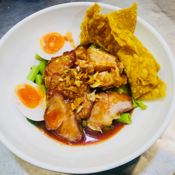 เย็นตาโฟหม่าล่าแดงกรอบ+ไข่