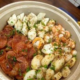 หม้อหอม Mohhom Hot Cuisine 香锅餐厅热食厨房