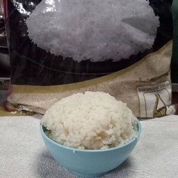 ข้าวสวยหอมมะลิ