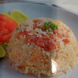 ข้าวผัดแหนม