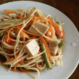 ส้มตำหมูยอ