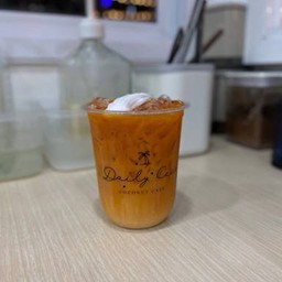 ชาไทยน้ำมะพร้าวเย็น สูตรใส่นม