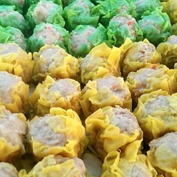 .จีบหมูไส้ทะลัก รสชาติดีนัวๆ