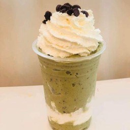 มัทฉะเฟรบเป้พร้อมวิป