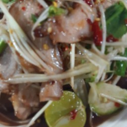 ตำคอหมูย่าง