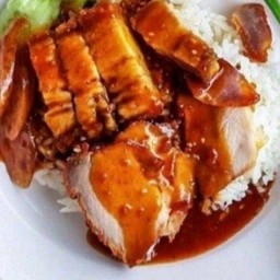 ข้าวหมูกรอบ