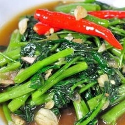 ผักบุ้งไฟแดงเป็นกับ